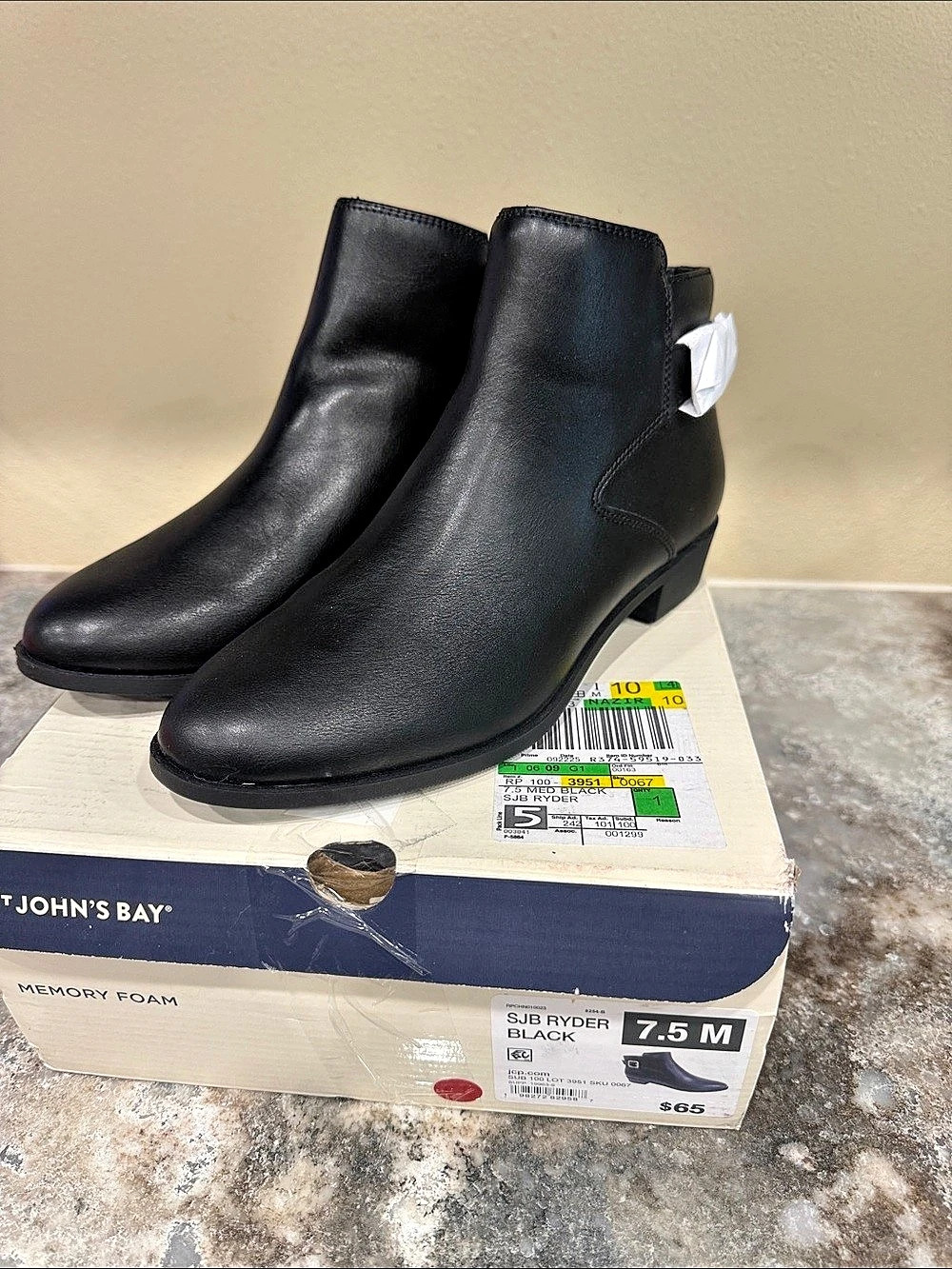 St. John's Bay SJB Ryder Black Ankle Boots US 7.5 M NWT